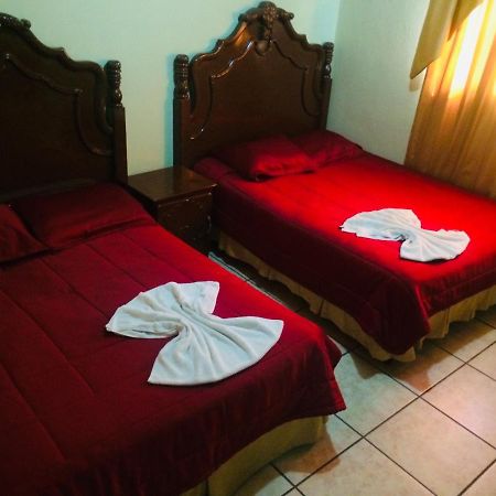 Hotel Cuna Maya B Y B Copan Екстер'єр фото